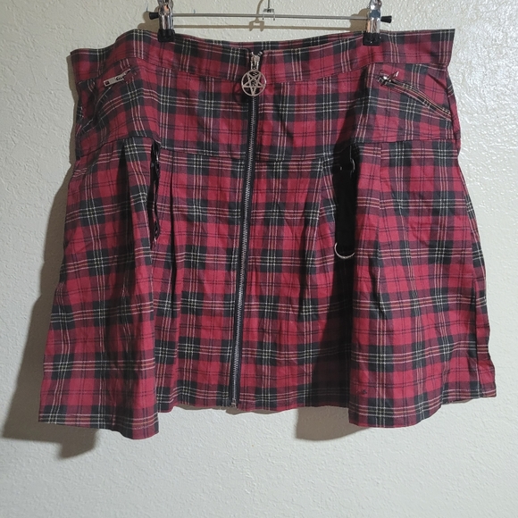 XXL red plaid killstar skirt - Picture 6 of 6